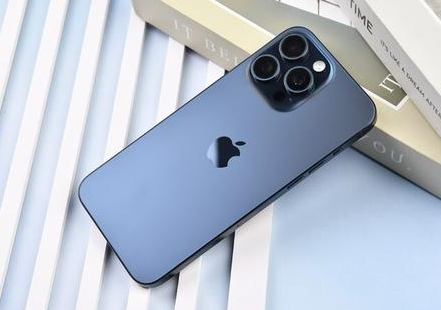 蒲城苹果维修点分享iPhone 15 Pro Max屏幕更换全新实操风险 